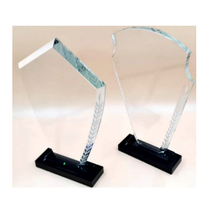 Elegant crystal trophy with leaf design; perfect for awards and recognition.